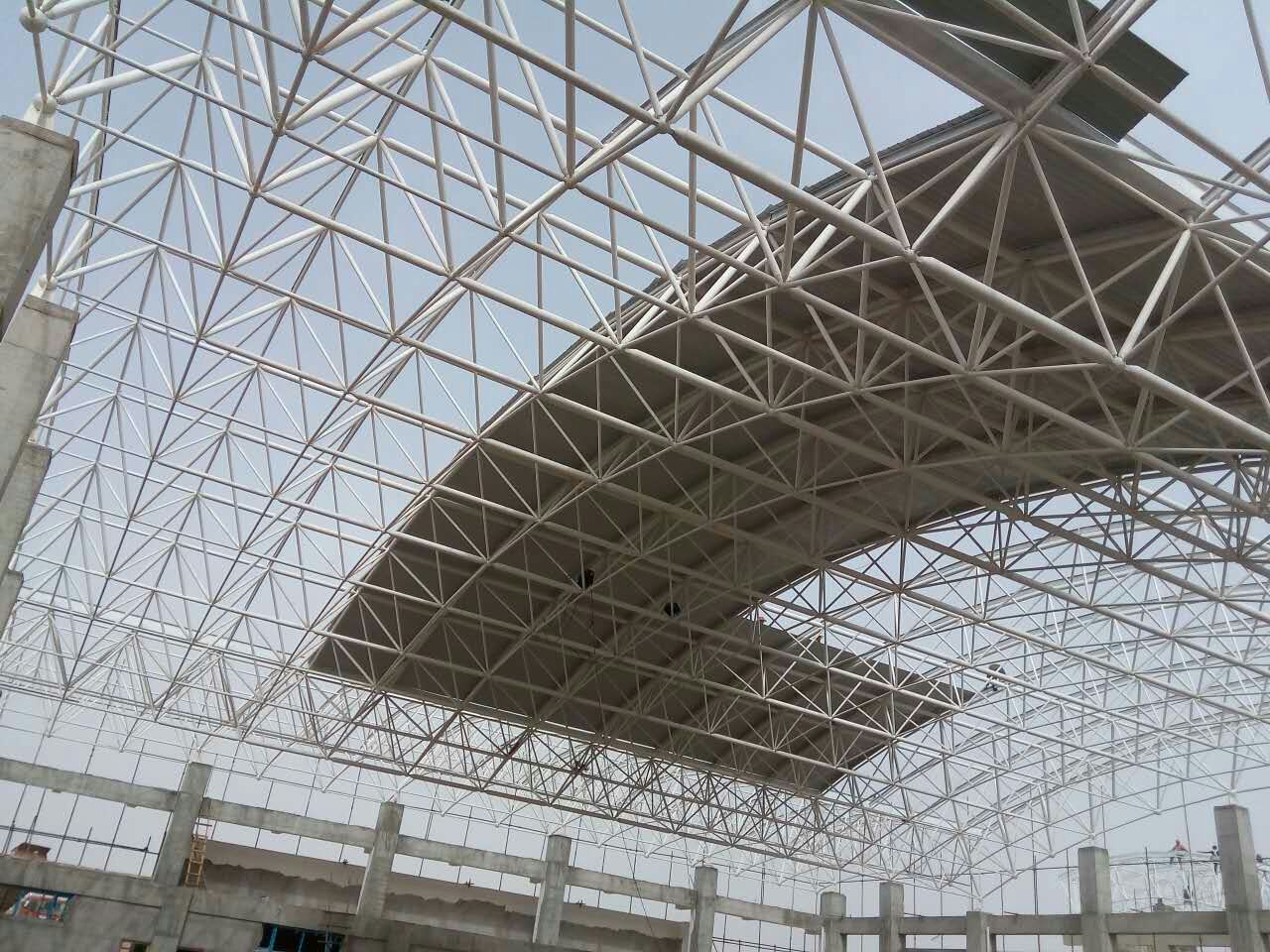 齐齐哈尔青岛一汽网架